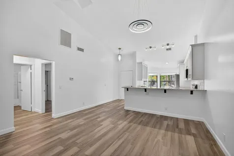 703 Saint Giles Court Palm Beach Gardens FL 33418