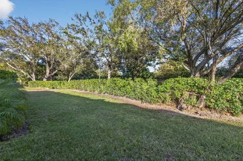 703 Saint Giles Court Palm Beach Gardens FL 33418