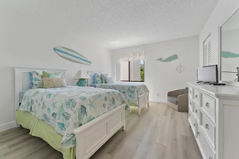 1605 S Us Highway 1 Jupiter FL 33477