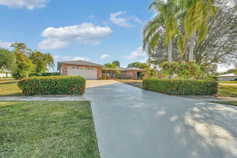 1704 Se Adair Road Port Saint Lucie FL 34952