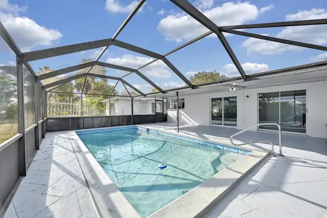1704 Se Adair Road Port Saint Lucie FL 34952