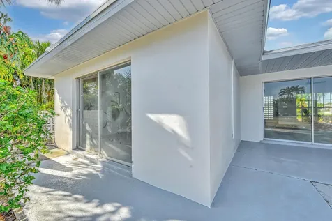 1704 Se Adair Road Port Saint Lucie FL 34952