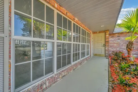 1704 Se Adair Road Port Saint Lucie FL 34952