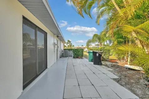 1704 Se Adair Road Port Saint Lucie FL 34952