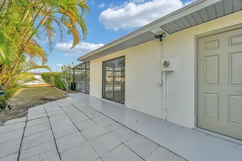 1704 Se Adair Road Port Saint Lucie FL 34952