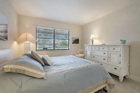 134 Lyndhurst F Deerfield Beach FL 33442
