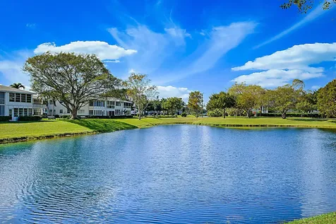 134 Lyndhurst F Deerfield Beach FL 33442