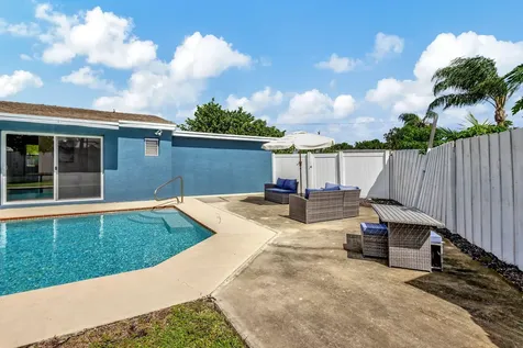 9518 Keating Drive Palm Beach Gardens FL 33410