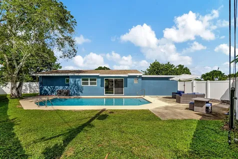 9518 Keating Drive Palm Beach Gardens FL 33410