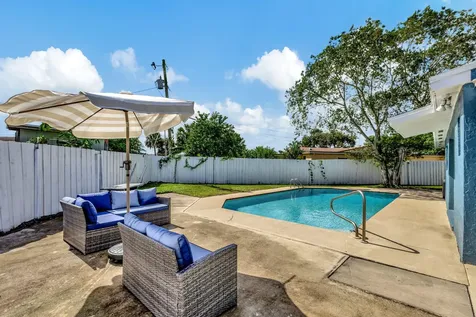 9518 Keating Drive Palm Beach Gardens FL 33410