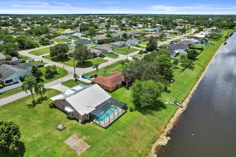 230 Sw Ridgecrest Drive Port Saint Lucie FL 34953