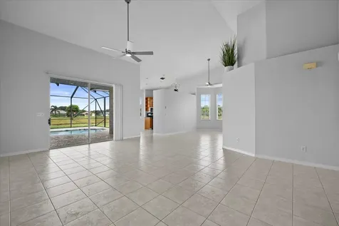 230 Sw Ridgecrest Drive Port Saint Lucie FL 34953