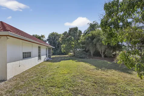 1940 S Club Drive Wellington FL 33414