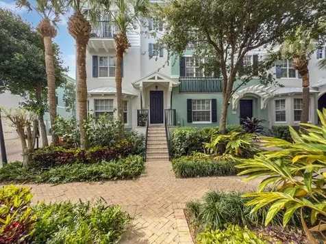 381 W Mallory Circle Delray Beach FL 33483