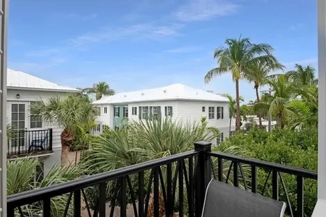 381 W Mallory Circle Delray Beach FL 33483