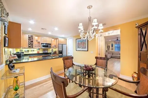 381 W Mallory Circle Delray Beach FL 33483