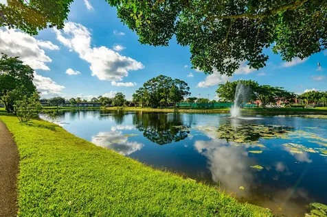604 Laconia Circle Lake Worth FL 33467