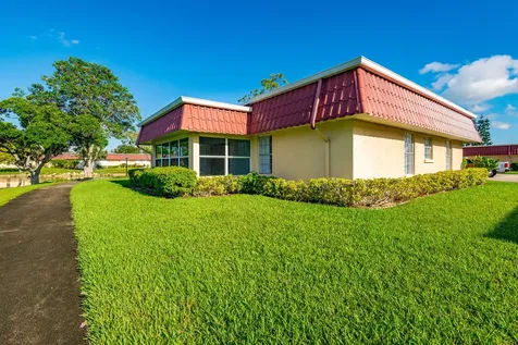 604 Laconia Circle Lake Worth FL 33467