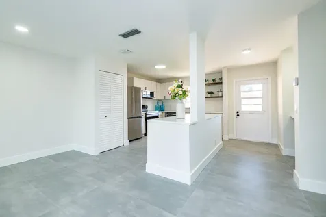 604 Laconia Circle Lake Worth FL 33467