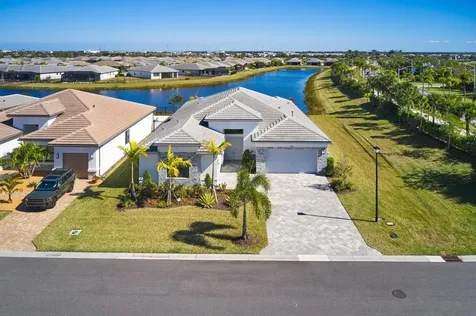 12329 Sw Saltwater Drive Port Saint Lucie FL 34987