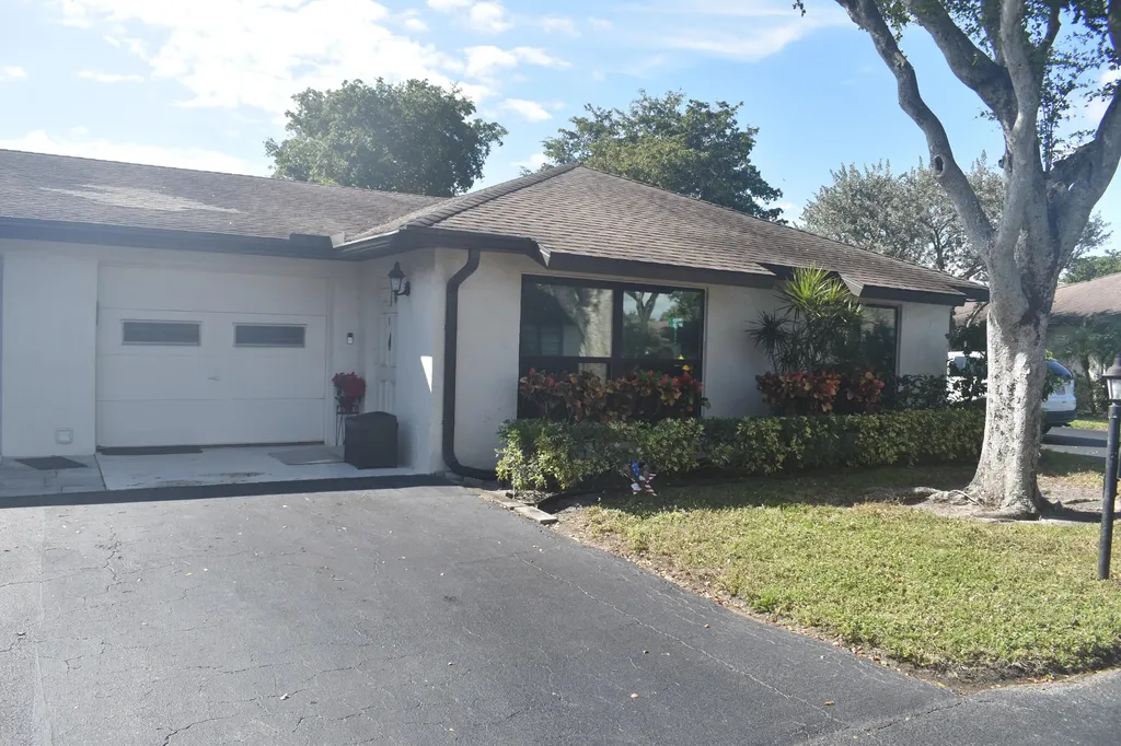 4843 Greentree Lane Boynton Beach FL 33436