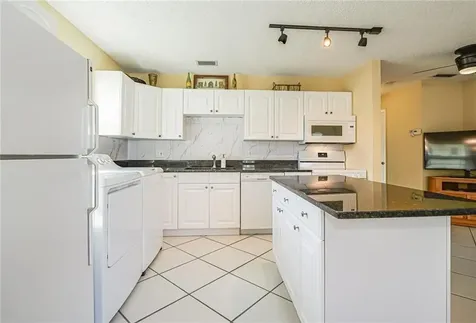 11 Vista Palm Lane Vero Beach FL 32962