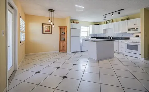 11 Vista Palm Lane Vero Beach FL 32962