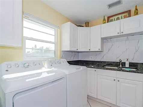 11 Vista Palm Lane Vero Beach FL 32962