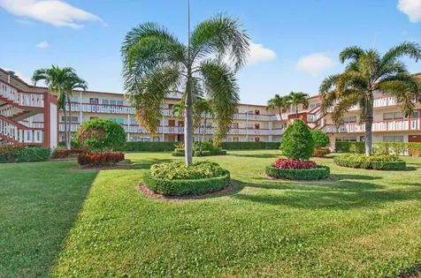 359 Brighton I Boca Raton FL 33434