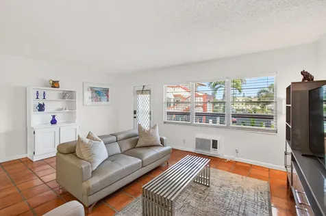 359 Brighton I Boca Raton FL 33434