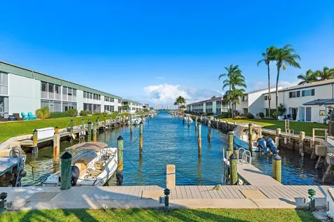 118 Castlewood Drive North Palm Beach FL 33408