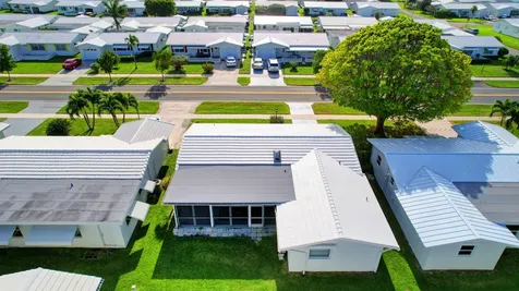 716 Sw 18th Street Boynton Beach FL 33426