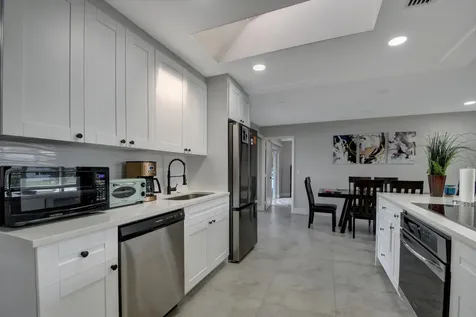 716 Sw 18th Street Boynton Beach FL 33426