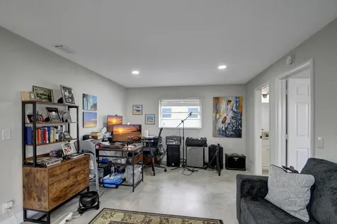 716 Sw 18th Street Boynton Beach FL 33426