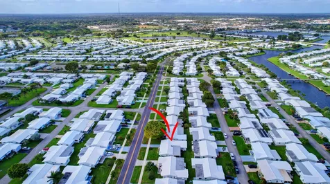 716 Sw 18th Street Boynton Beach FL 33426