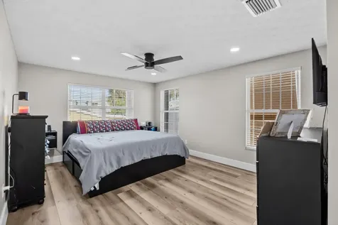 561 Nettles Boulevard Jensen Beach FL 34957