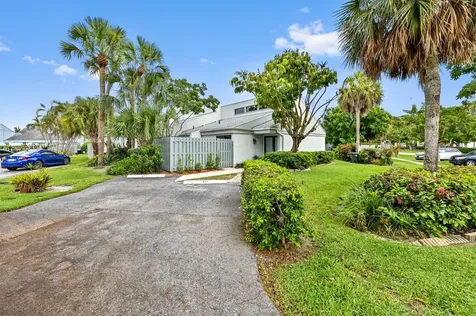 271 Nw 15th Street Boca Raton FL 33432