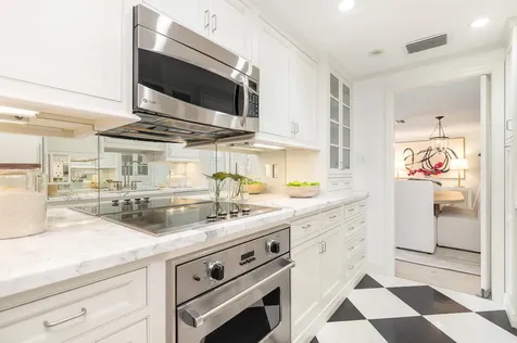 330 Cocoanut Row Palm Beach FL 33480