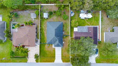 4026 Sw Haycroft Street Port Saint Lucie FL 34953