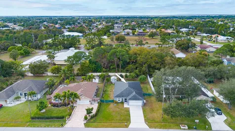 4026 Sw Haycroft Street Port Saint Lucie FL 34953