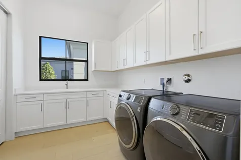 13171 Artisan Circle Palm Beach Gardens FL 33418