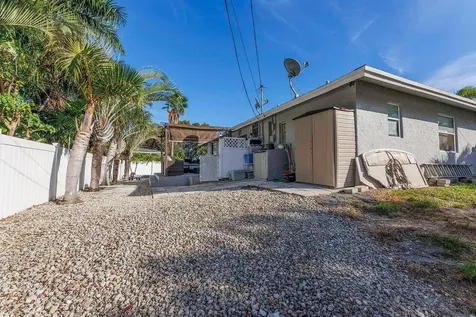 2935 Lake Worth Road Palm Springs FL 33461