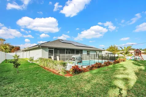 202 Sw Chandler Terrace Port Saint Lucie FL 34984