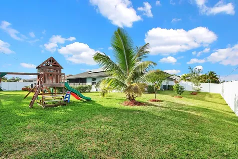 202 Sw Chandler Terrace Port Saint Lucie FL 34984
