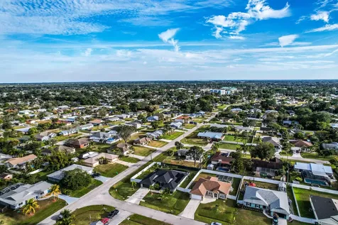 202 Sw Chandler Terrace Port Saint Lucie FL 34984