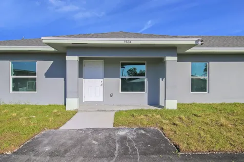 548 SW 5th Street Belle Glade FL 33430