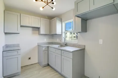 548 SW 5th Street Belle Glade FL 33430