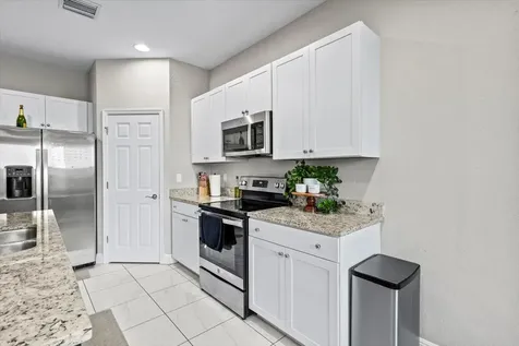 1766 Nw Cataluna Circle Port Saint Lucie FL 34986