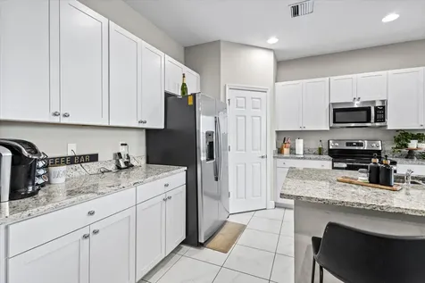 1766 Nw Cataluna Circle Port Saint Lucie FL 34986