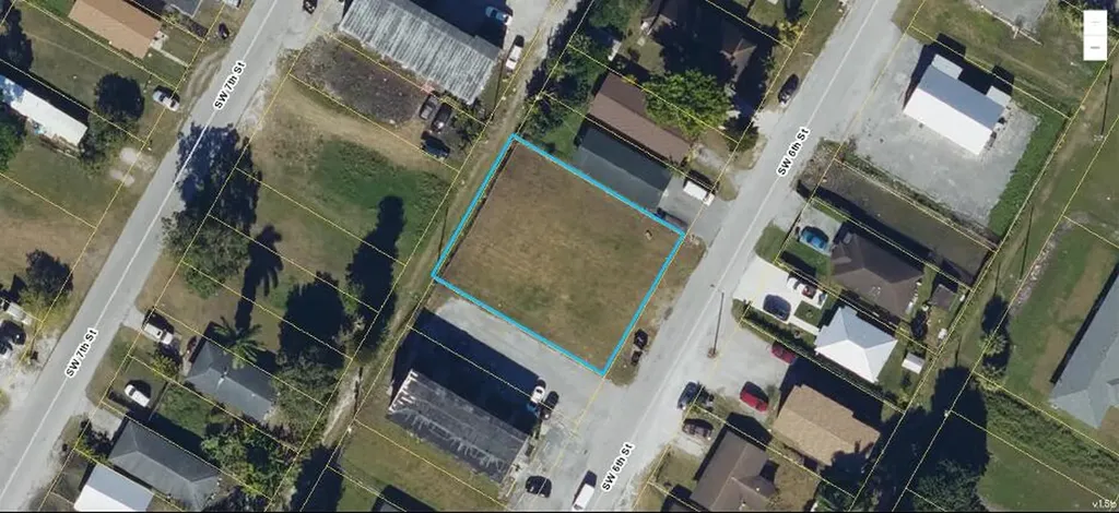 544 SW 6th Street Belle Glade FL 33430